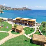 Kargilos & Hotell 3*