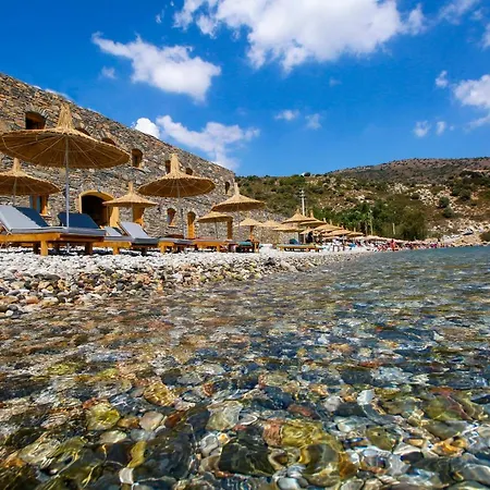 فندق Kargilos & 3*
